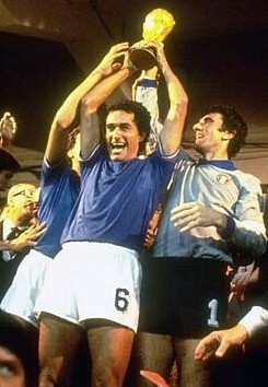 更是他在球 更是他在球