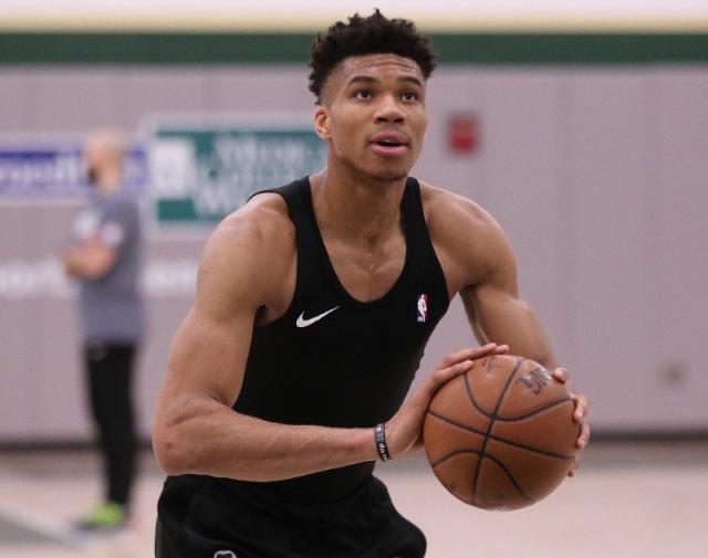 都会对球队 都会对球队