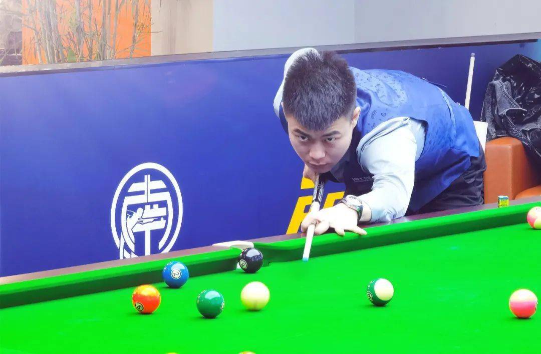 而汉默斯此 而汉默斯此